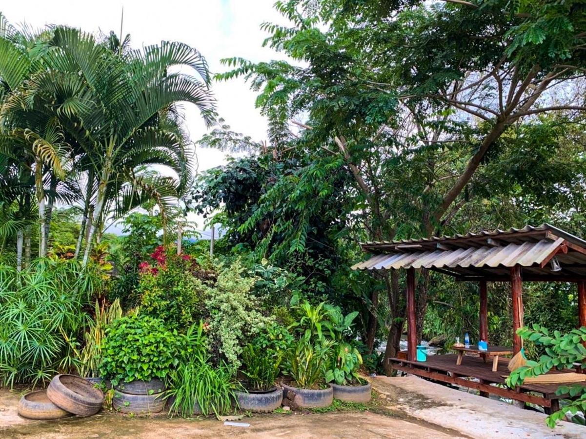 Huean Him Pan Homestay เฮือนฮิมปานโฮมสเตย์ Ban Mae Pan Esterno foto