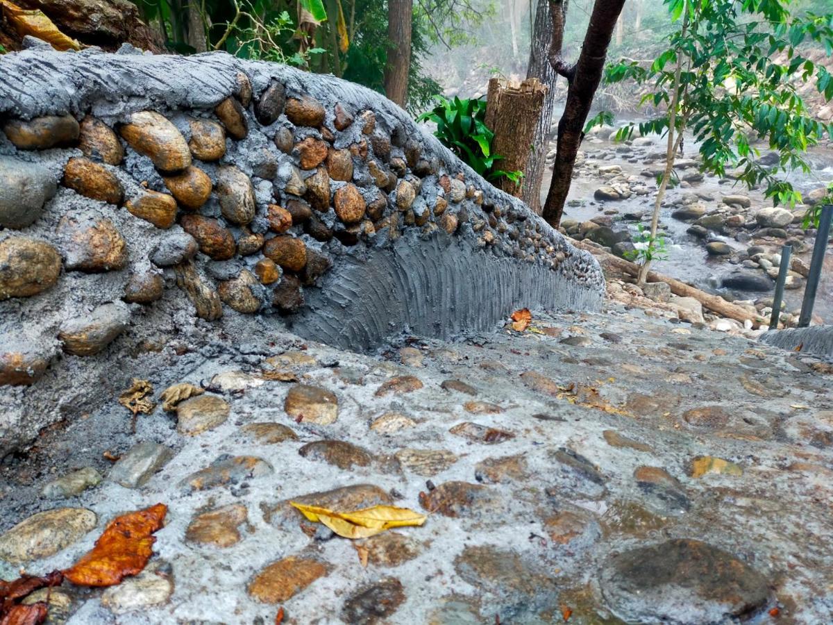 Huean Him Pan Homestay เฮือนฮิมปานโฮมสเตย์ Ban Mae Pan Esterno foto